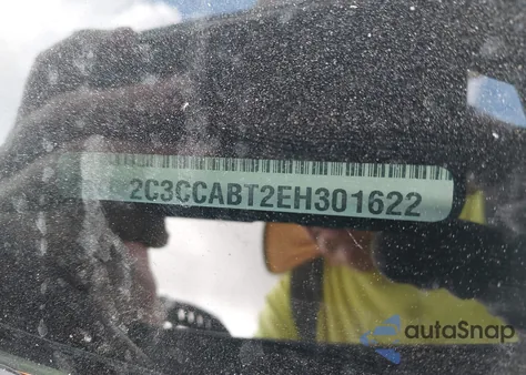 2014 Chrysler 300 300S z USA, uszkodzony, nr VIN 2C3CCABT2EH301622